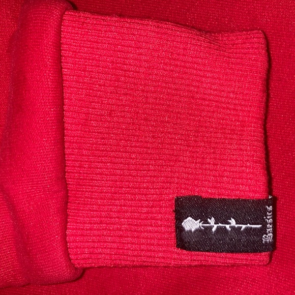 Red Cropped Poster Girl Crew Neck NWOT - Picture 3 of 3